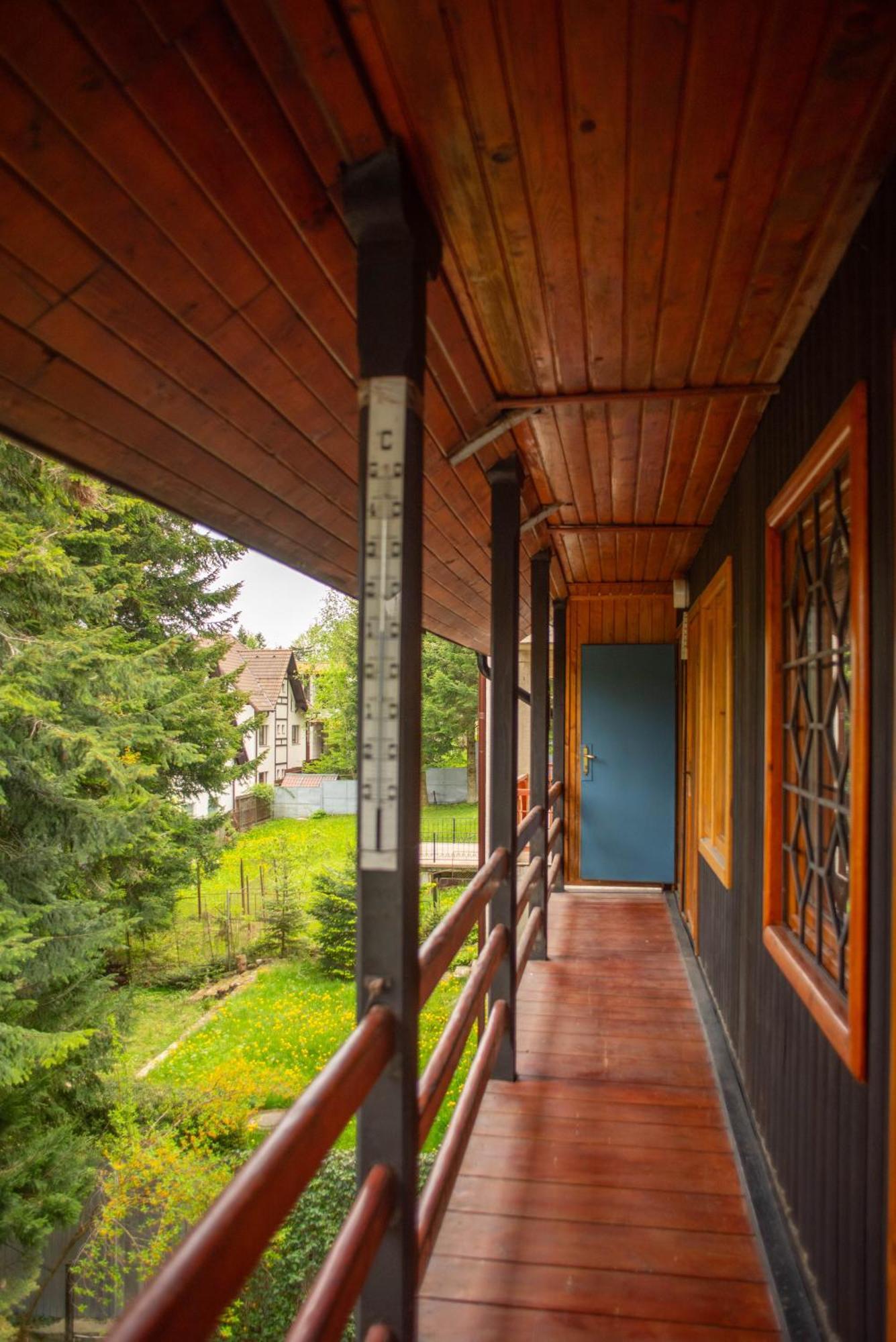 Villa Sara In Sinaia Near Peles & Gondola Exterior foto